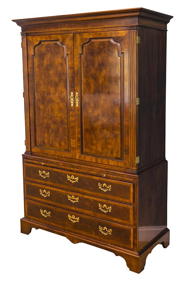 Henredon Ashton Court Collection Linen Press (1 of 13)