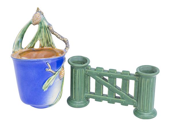 Roseville Matte Green Double Bud Vase (1 of 7)