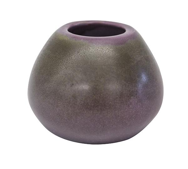 Small Marblehead (Attribution) Vase (1 of 7)