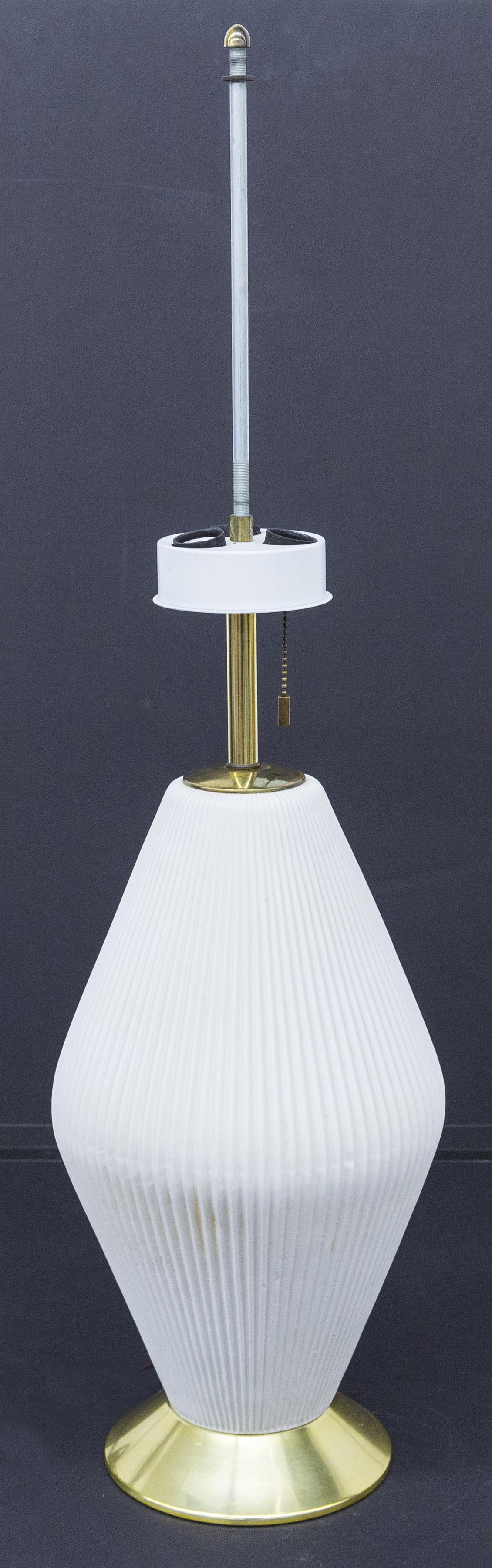 Gerald Thurston Table Lamp (1 of 8)