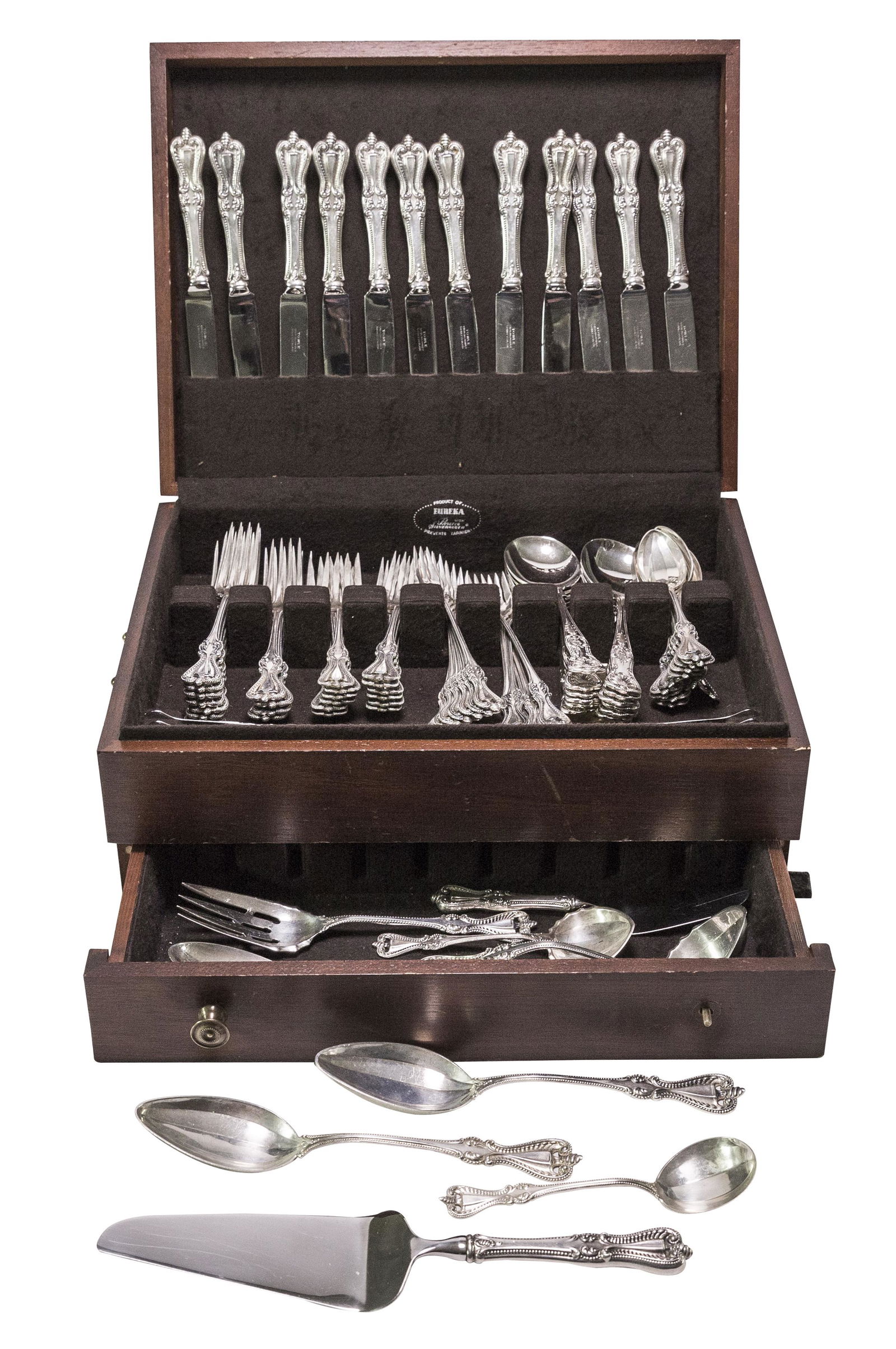 Towle "Old Colonial" Sterling Silver Flatware (1 of 13)