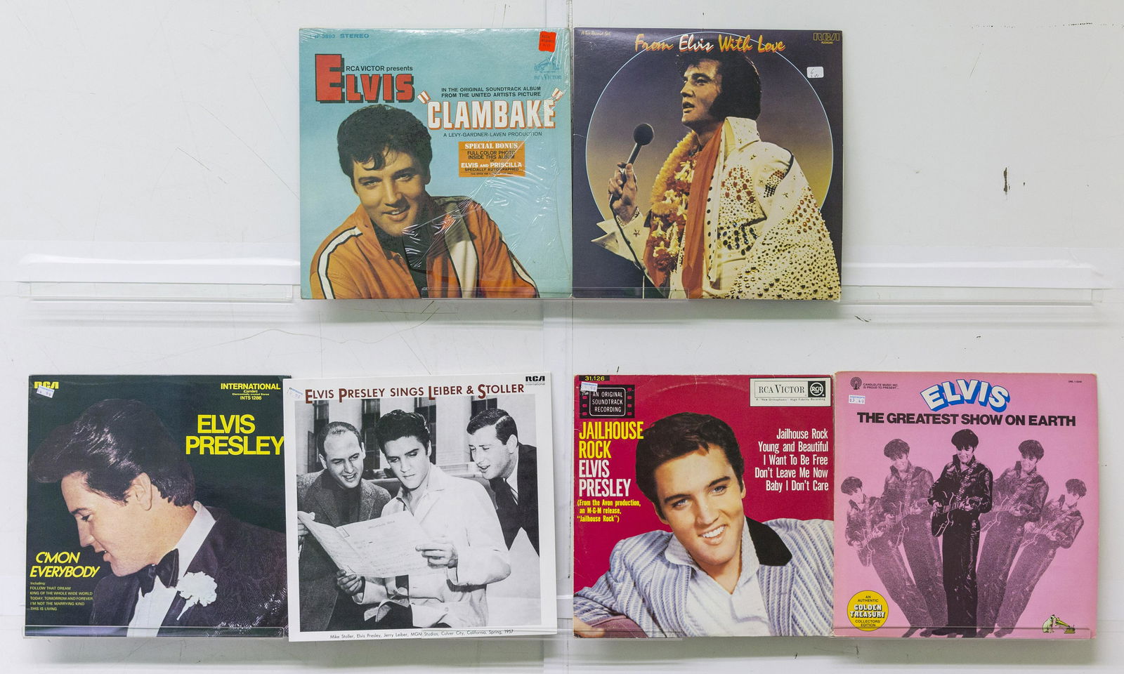 6 Elvis Presley Vinyl Records (1 of 5)