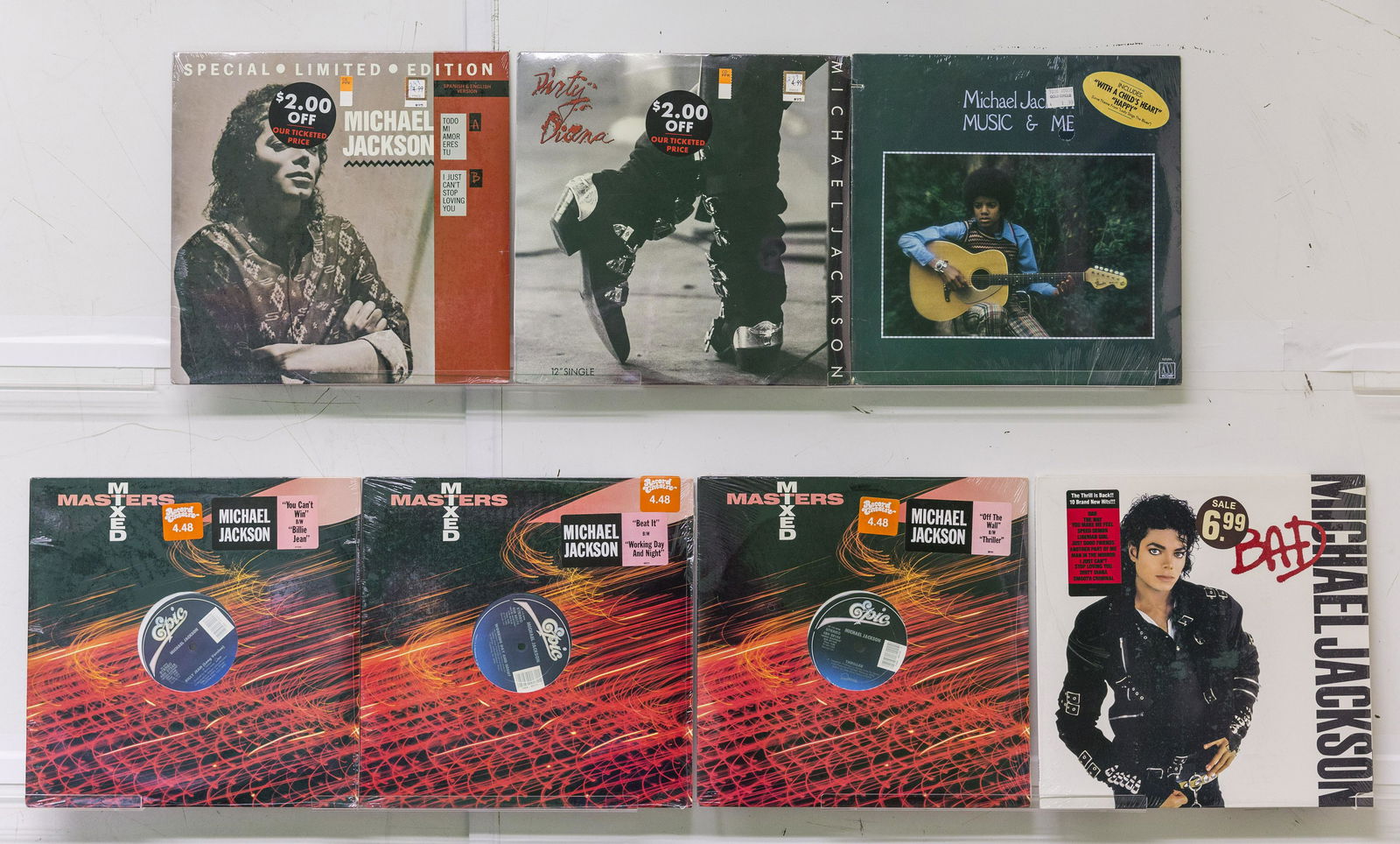 7 Michael Jackson Vinyl Records (1 of 7)