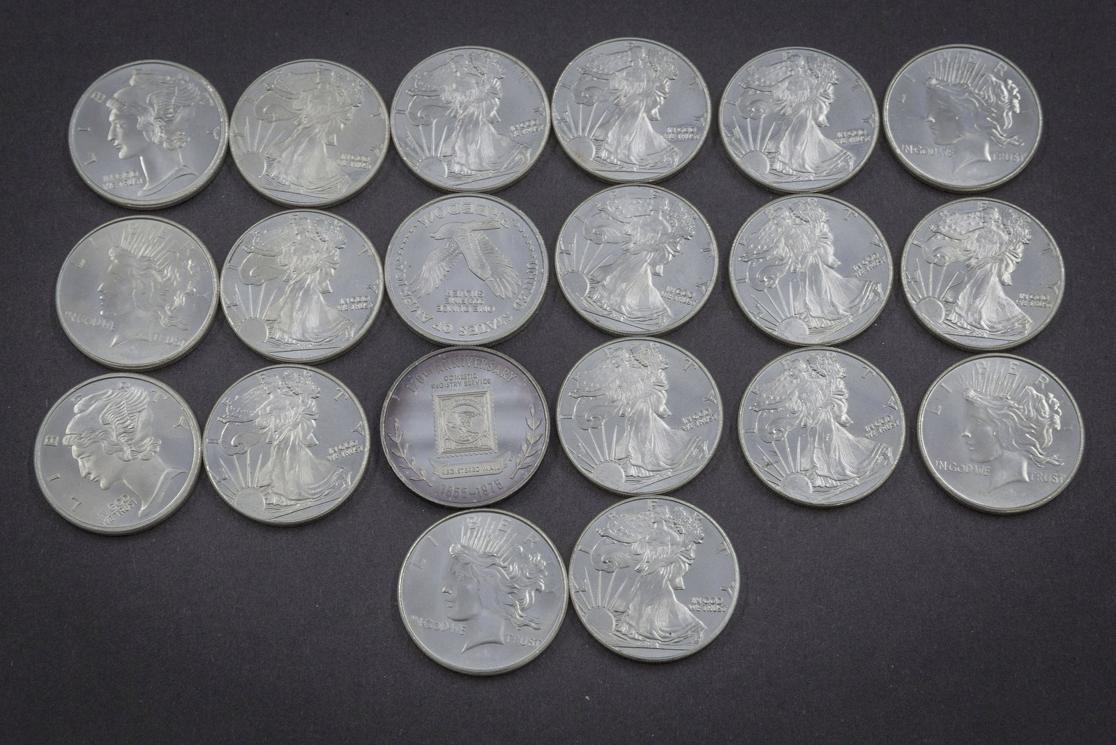 United States  1ozt. Silver Coins Plus (1 of 5)