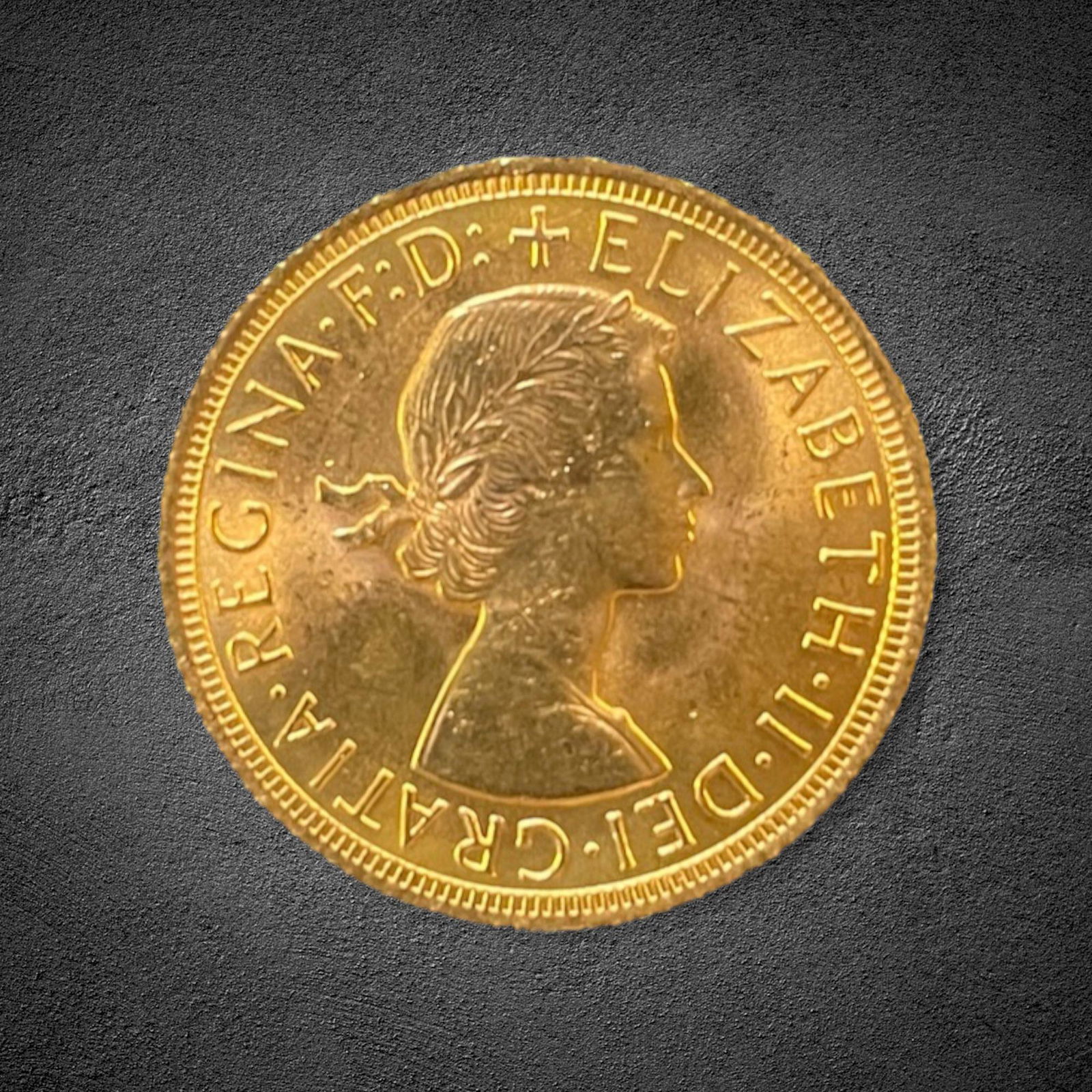 1964 British Sovereign Gold Coin (1 of 2)