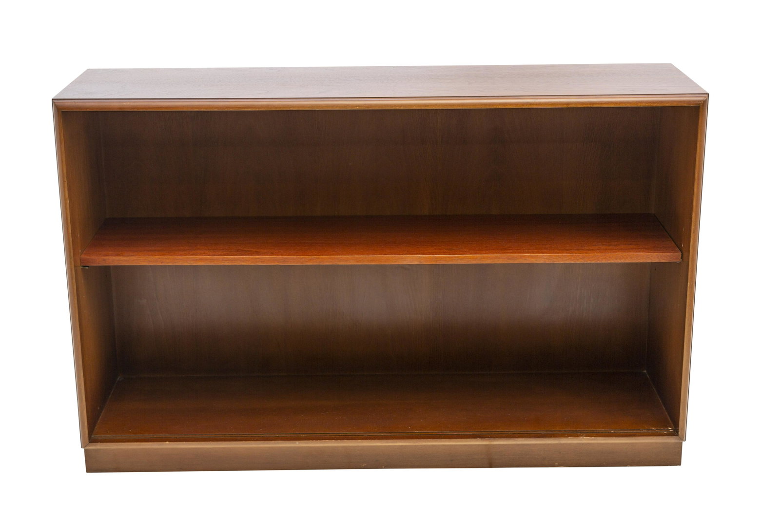 Robsjohn-Gibbings Bookcase: Bookcase, Widdicomb, United Kingdom, circa 1950. Mahogany. 48.75w x 14d x 31.5h