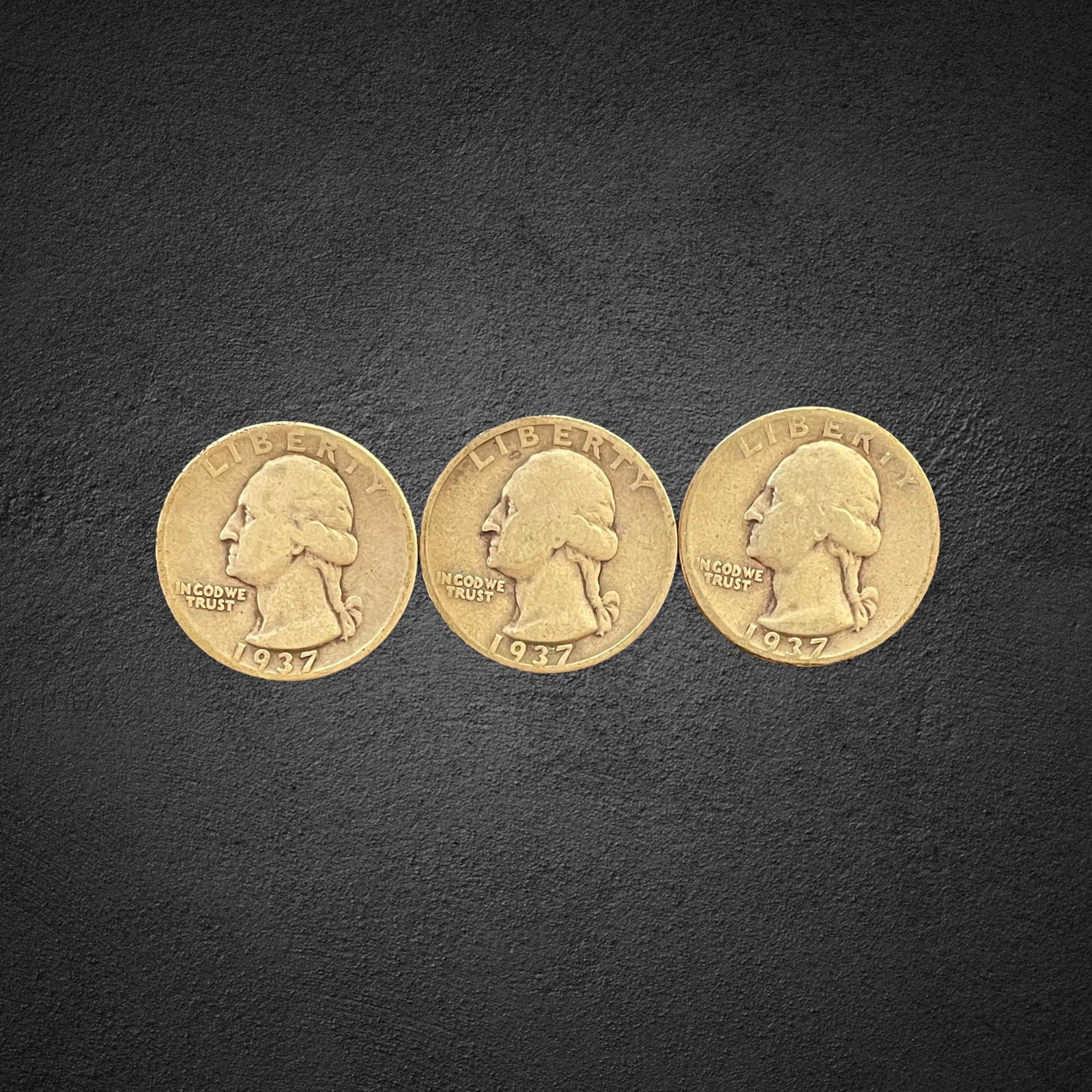 1937 Washington Silver Quarter Dollar Coins (1 of 2)