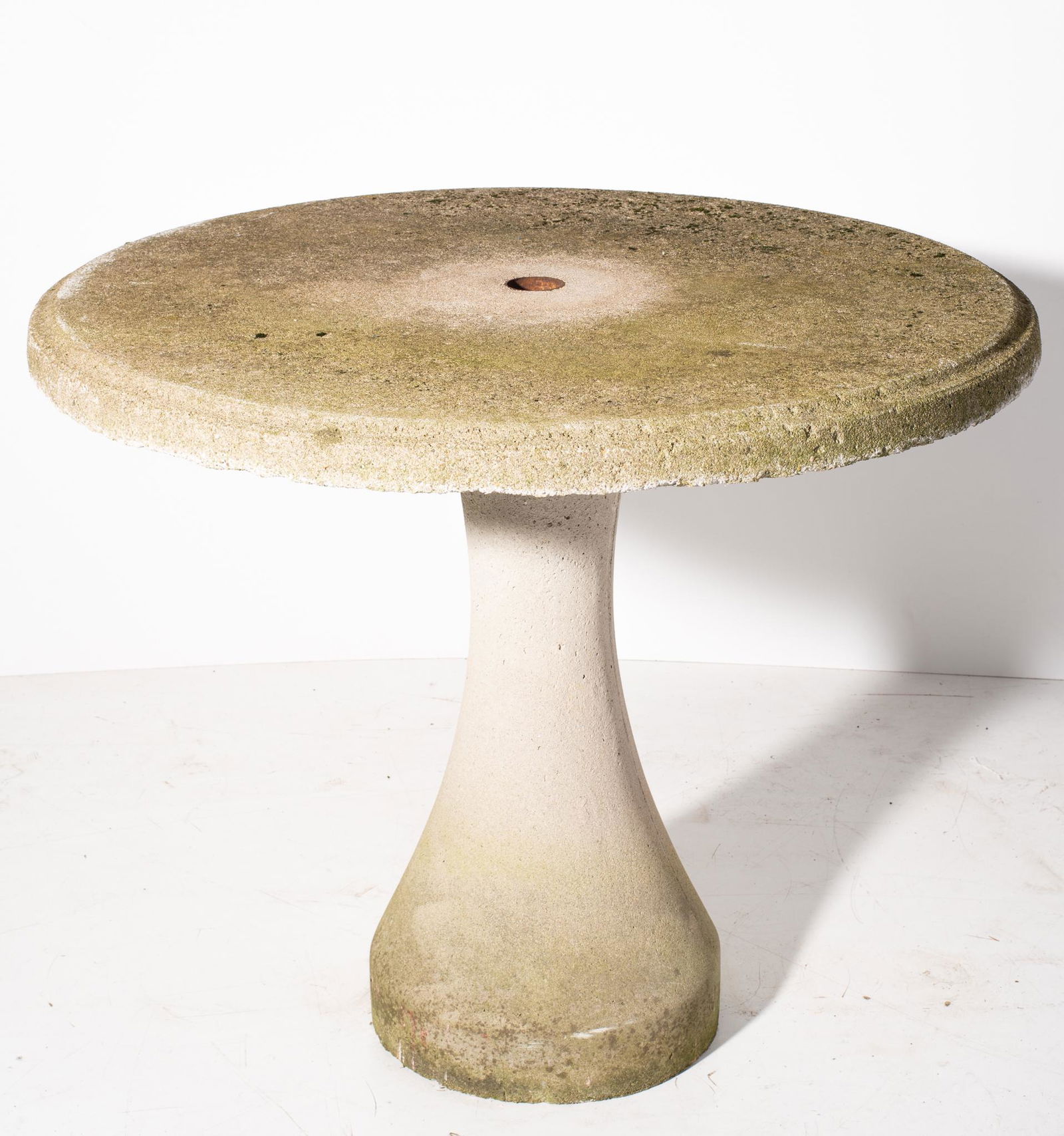 Cast Concrete "Tulip" Dining Table: Dining Table. Circa 1960, cast concrete round top dining table resting on Tulip base. 37dia x 30h