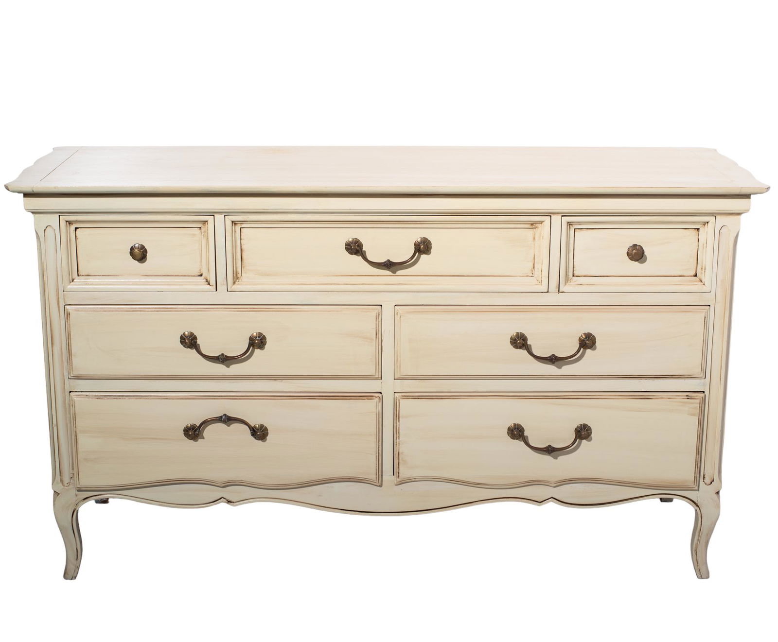 Custom Thomasville Dresser: Dresser. Country French style seven drawer dresser with scalloped aprons and cabriole legs. Manufacture's mark to drawer. 59.5w x 20d x 34.125h