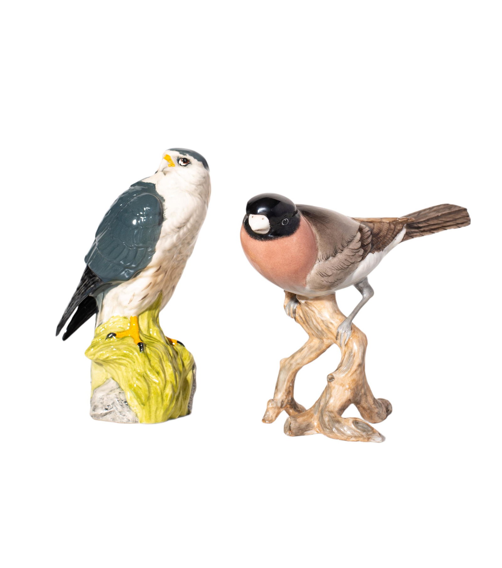John G Tongue and Boehme Porcelain Bird Figurines: Bird Figurines. Merlin Whythe and Mackay scotch whiskey glascow, Scotland, royal Doulton 3w x 4d x 6 3/4h. Boehm figurine, manufacture's mark to underside- 7 1/8w x 3d x 5 5/8h.