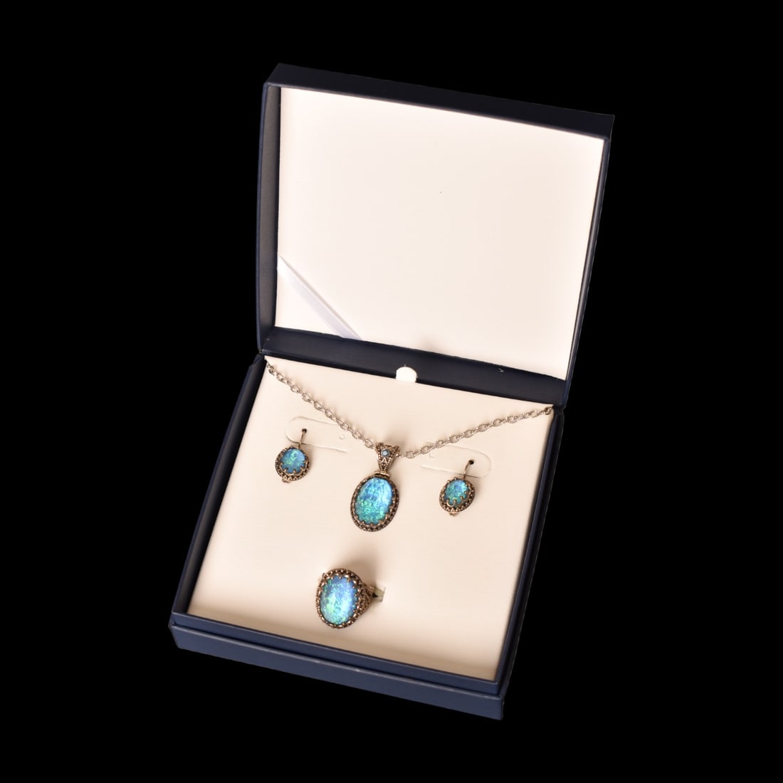 Sajen Sterling Silver Necklace, Earrings, and Ring (1 of 8)