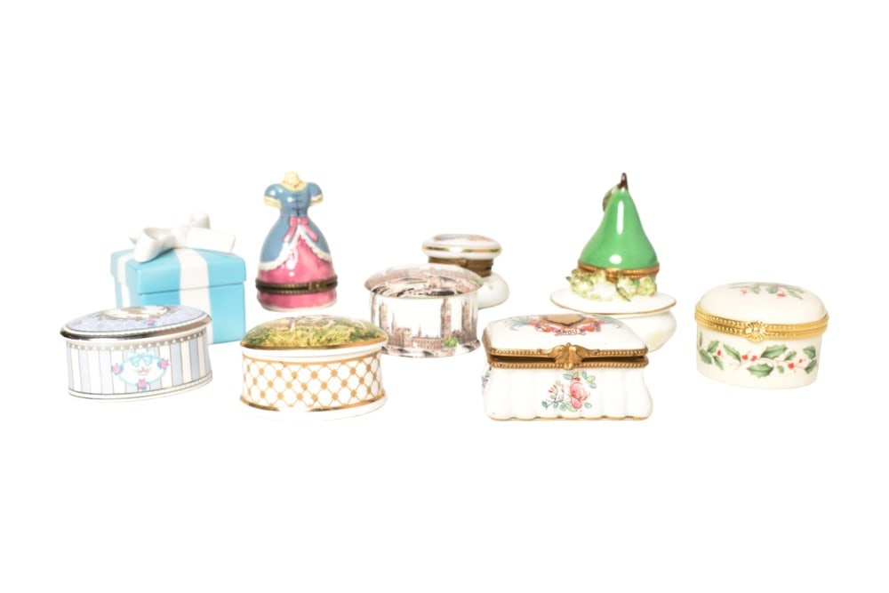 Assembled Porcelain Pill Boxes (1 of 19)