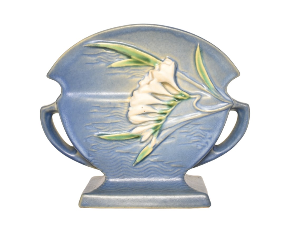 Roseville Pottery "Freesia" Double Handled Vase # 199-6 (1 of 7)