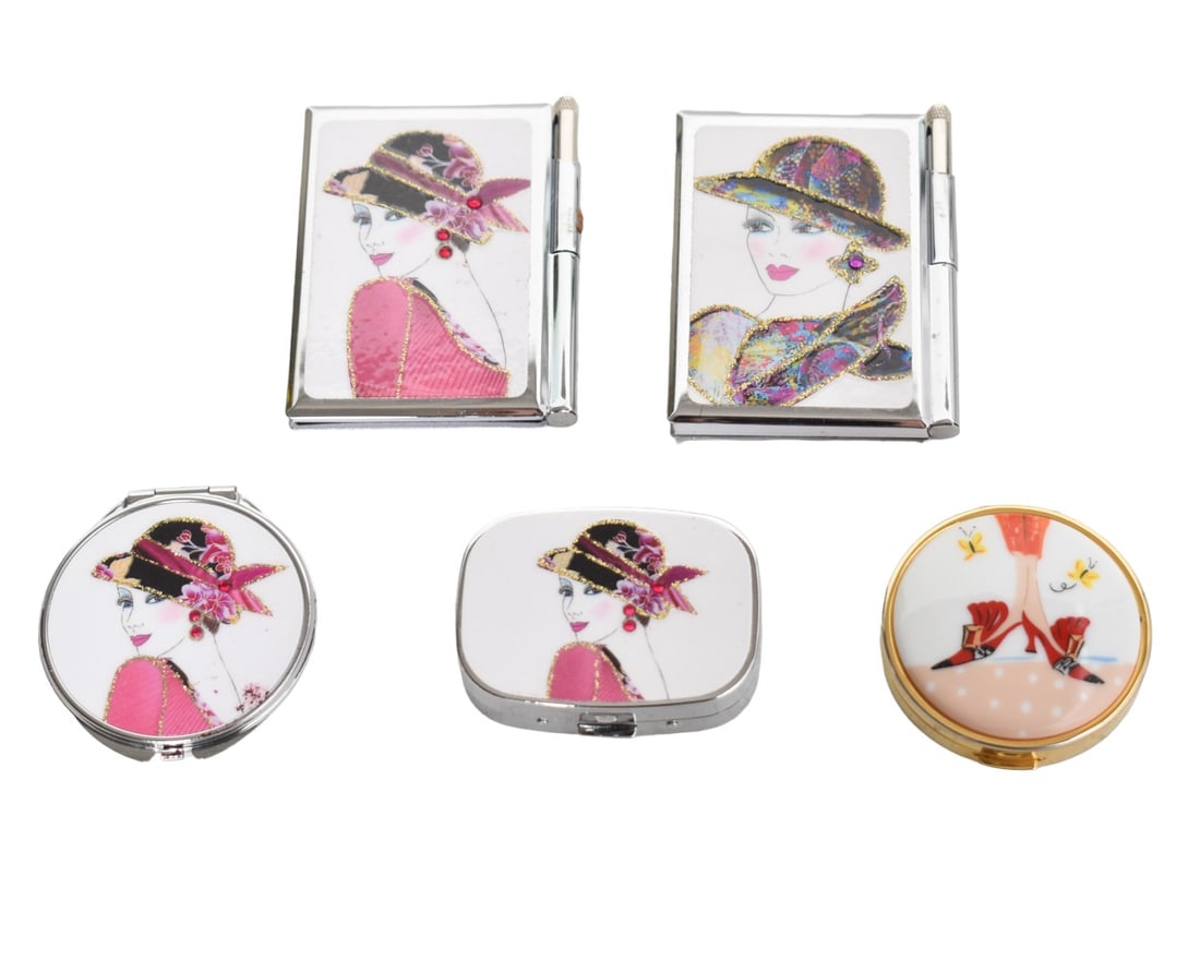 Porcelain Lady & Rhinestone Accessories (1 of 10)