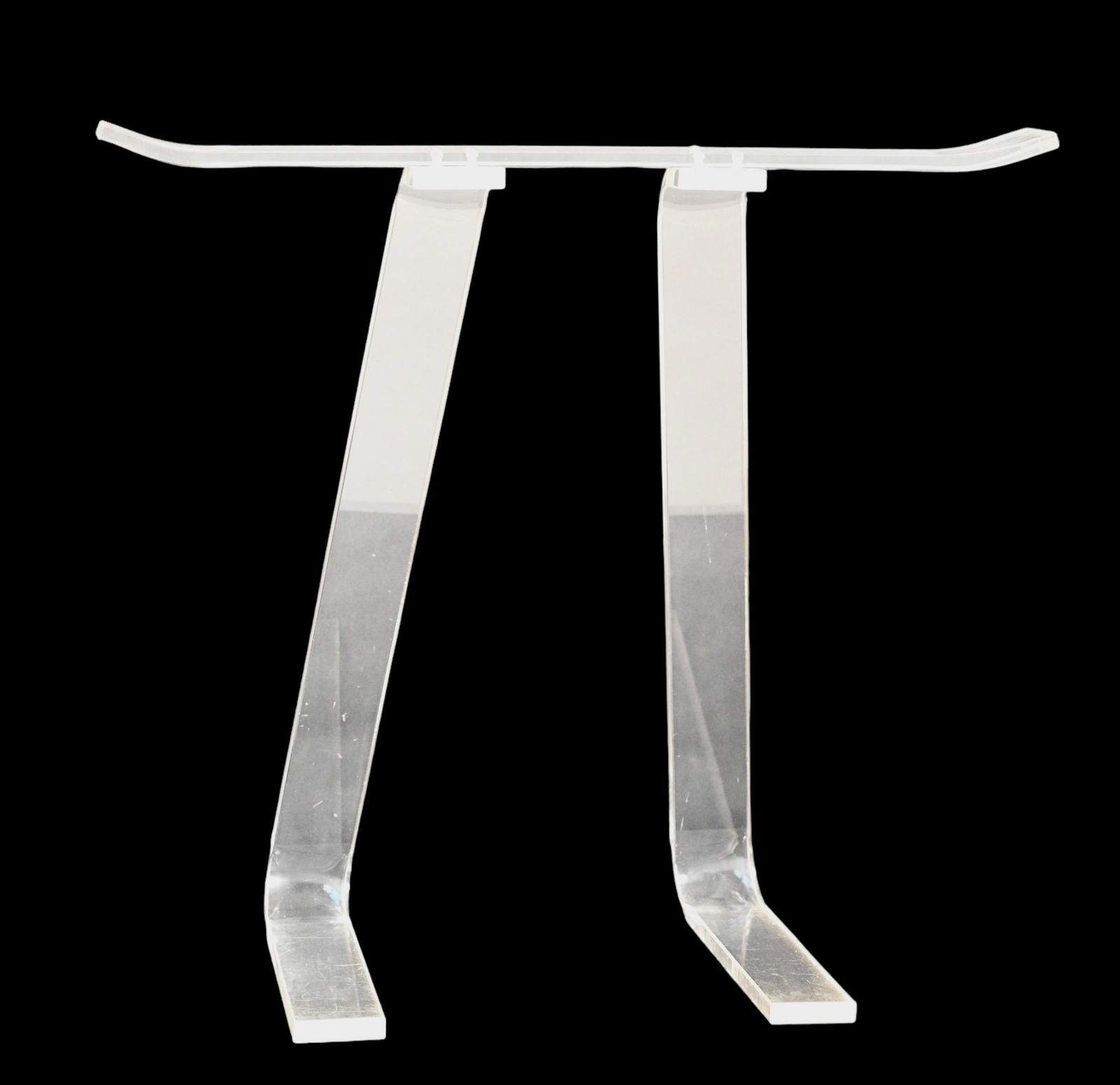 Lucite Quilt Rack: Lucite Quilt Rack. USA. 1970. Freestanding lucite stand used as a quilt rack. 28 1/2w x 32d x 18h.