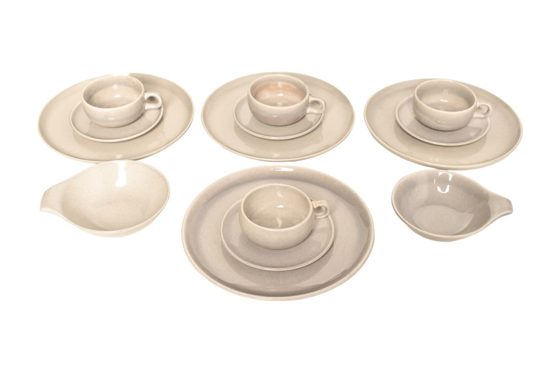 Russel Wright Tableware: Russel Wright Tableware. Steubenville, USA. 1955. Grey tableware. 4 plates (9 7/8 dia), 4 saucers, ( 5 7/8 dia), 4 cups (4 3/4w x 3 3/4d x 1 15/16h), and two serving bowls (larger - 6 3/4w x 5 3/4d x