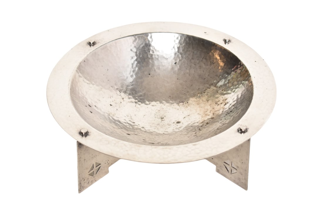 Siegal & Gwathmey Courtney Center Bowl: Siegal & Gwathmey Courtney Center Bowl. Swid Powell. Italy. 1989. Hand hammered silver plate. 11 1/2dia x 3 3/4h.
