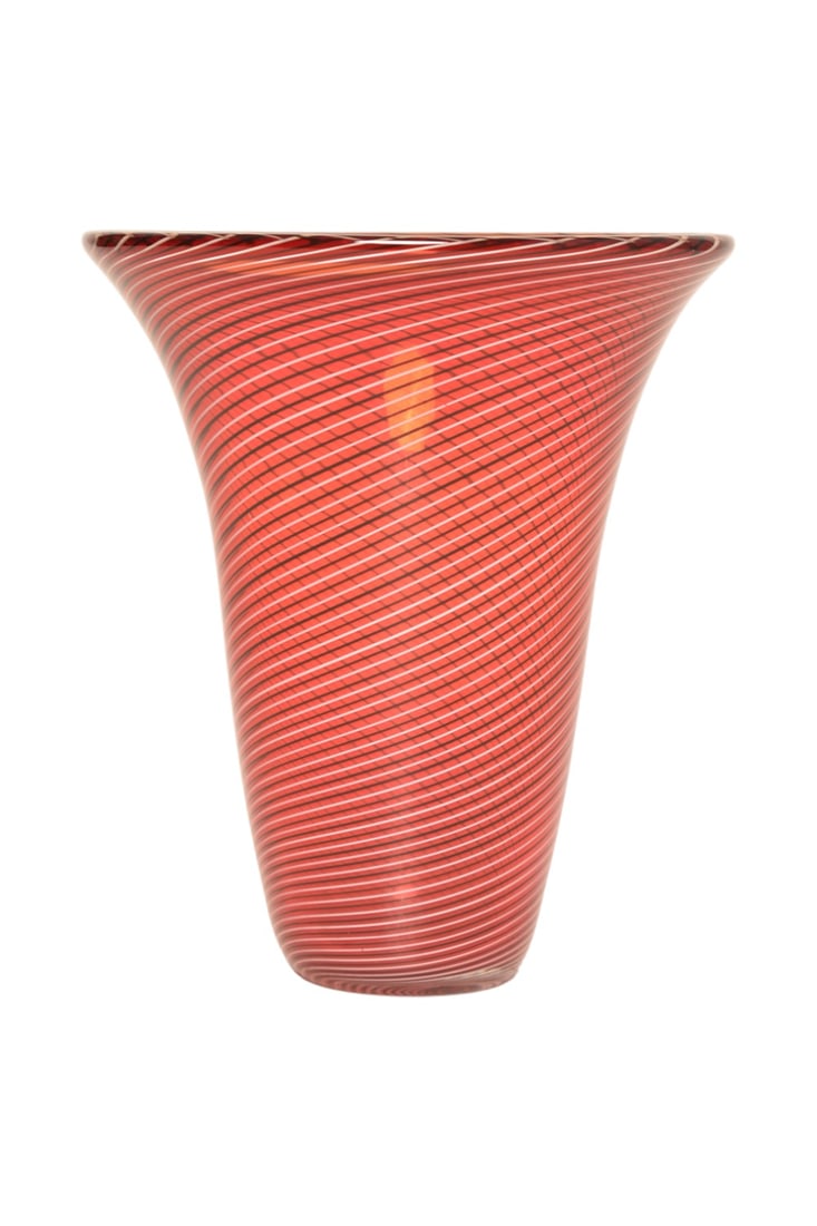 Archimede Seguso Vico Art Glass Murano Vase: Archimede Seguso Vico Art Glass Murano Vase. Italy. Murano hand blown glass. Incised signature to underside. 7 dia x 8h. Proceeds from this lot to benefit The Ray of Hope Foundation for Brain Cancer.