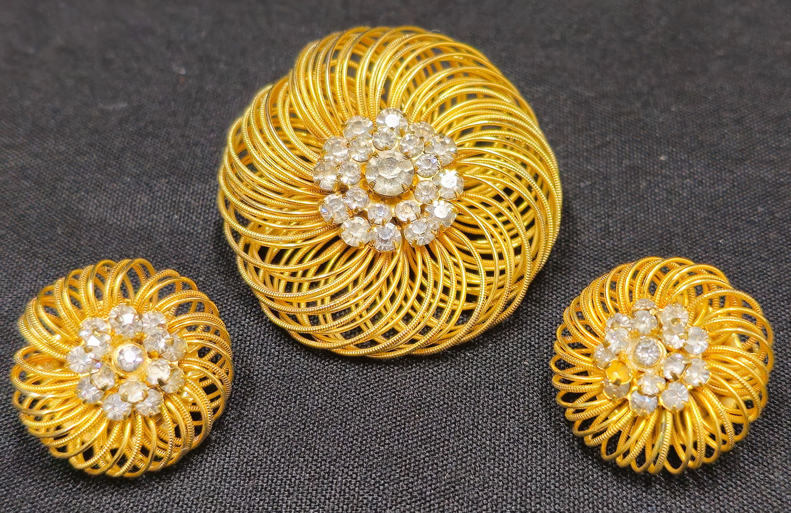 Weiss Earrings & Brooch (1 of 4)