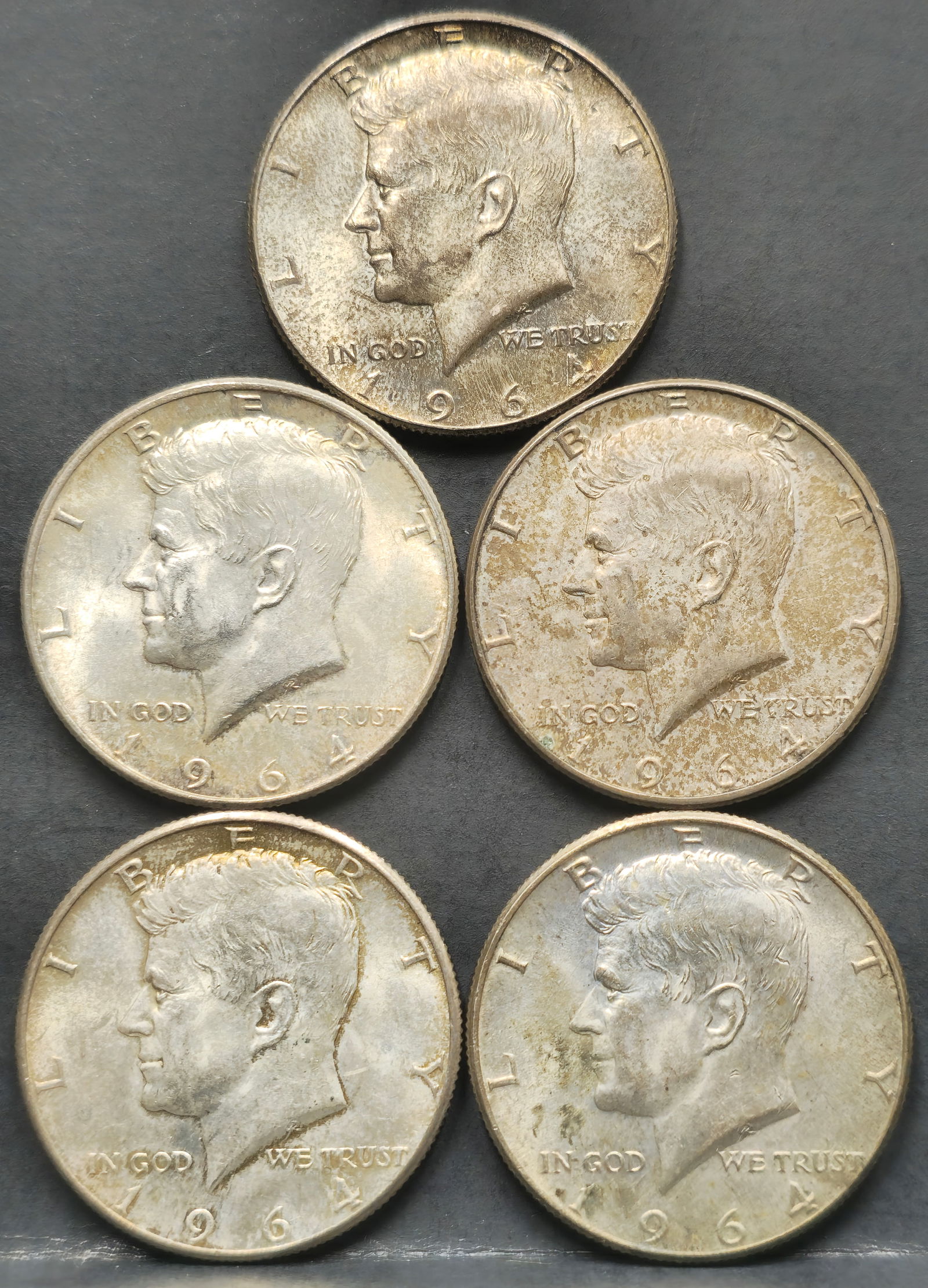 (5) U.S.1964 Kennedy Silver Half Dollar Coins (1 of 2)