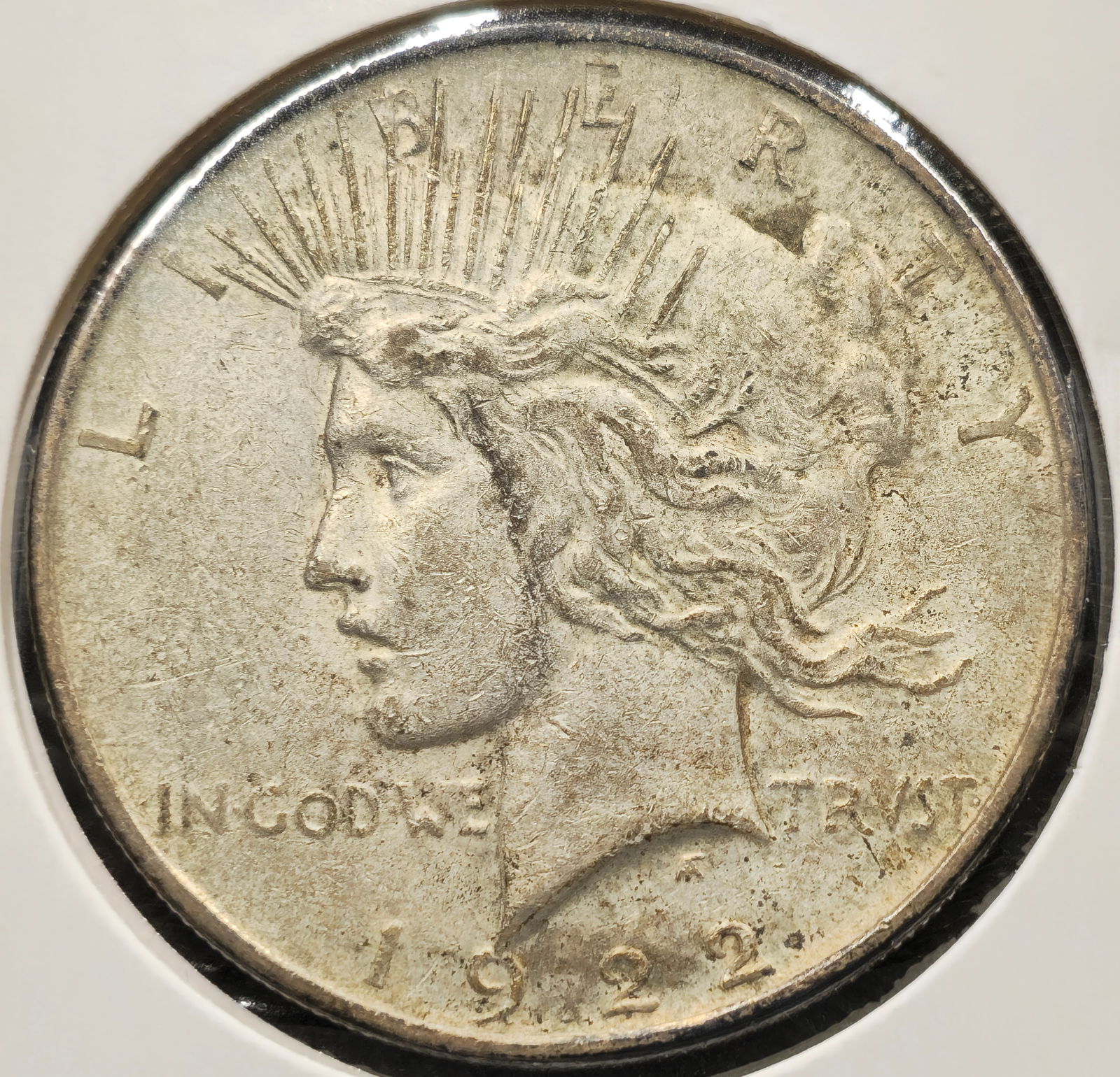1922 Peace Silver Dollar Coin (1 of 2)