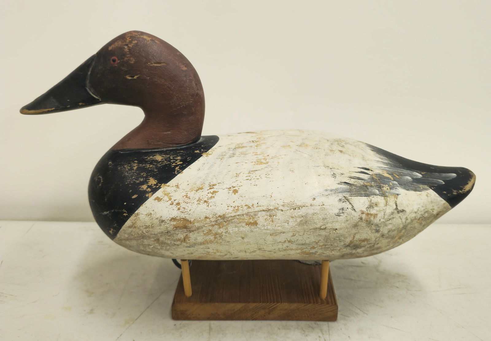 R. Madison Mitchell Decoy (Havre de Grace, Maryland)  (1 of 8)