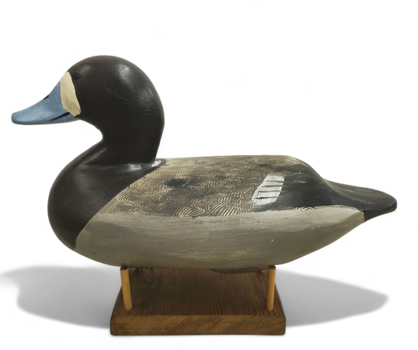 J. Evans McKinney Decoy (Elkton, Maryland): Decoy by J. Evans McKinney, Elkton, Maryland. Signed to bottom with artist signature and dated 1987. 16" Long