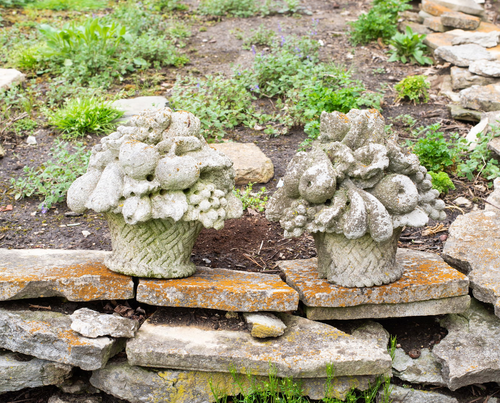 Cast Stone Fruit Basket Cornucopia's (1 of 9)