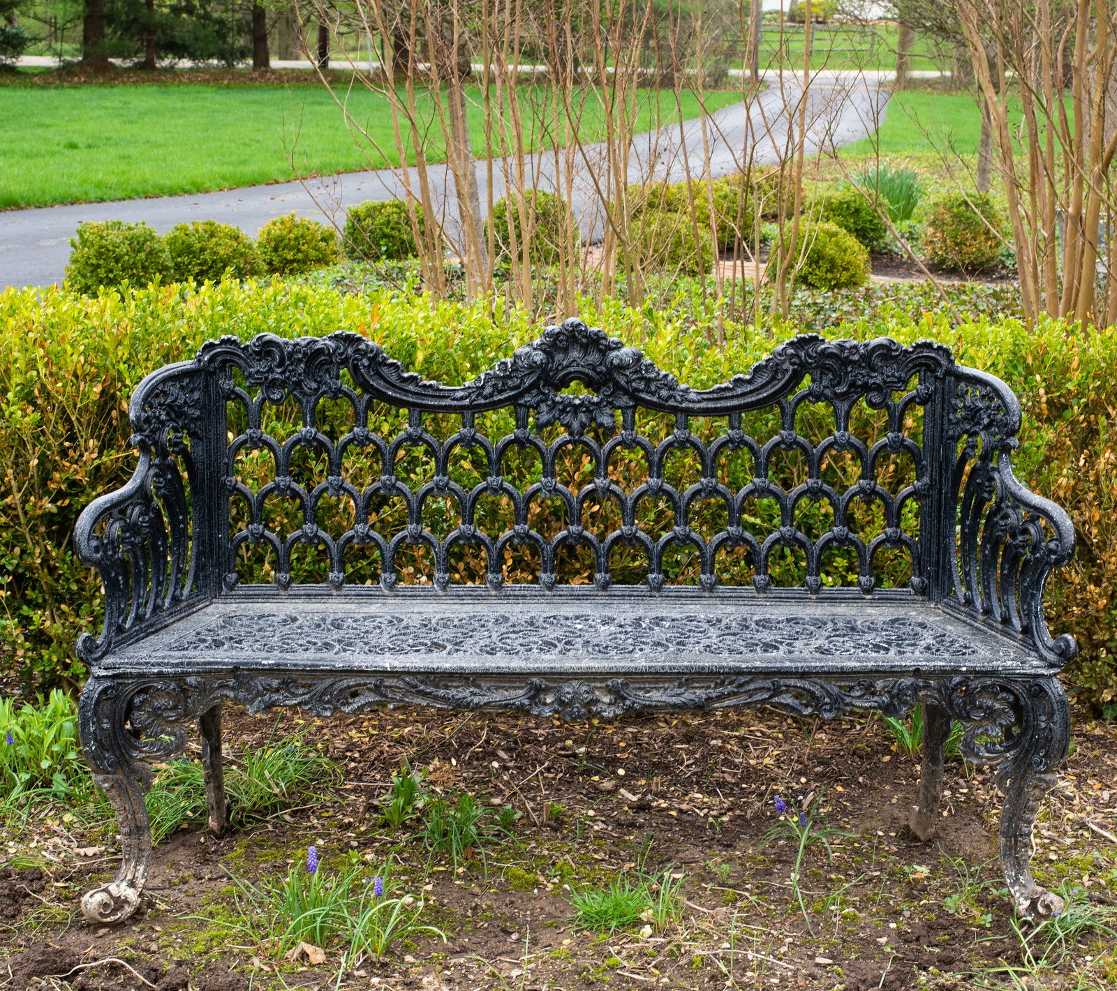 Cast Aluminum Victorian Style Garden Bench (1 of 8)