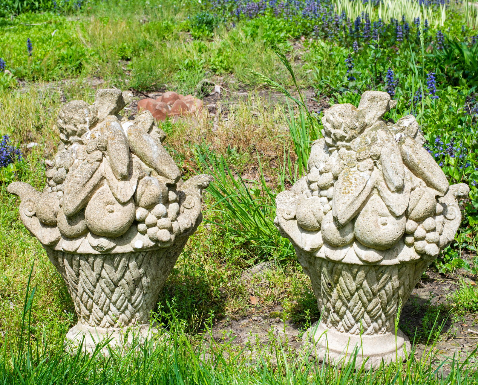 Cast Stone Fruit Baskets (1 of 11)