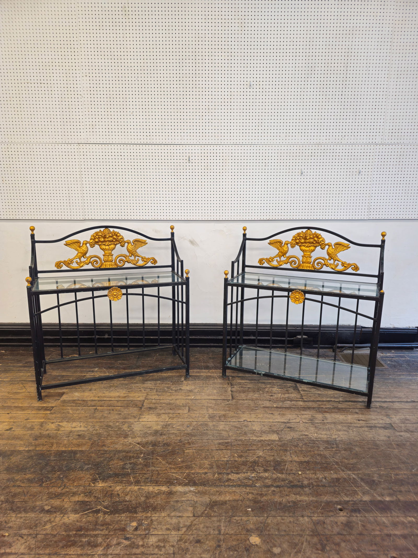 Outstanding Regency Style Cast Aluminum Servers (1 of 6)