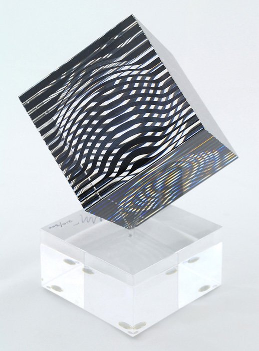 Victor Vasarely Pop Art Sculpture: Acrylic pop art cube sculpture on thick acrylic base. Signed and numbered on base 210/300. Size: 8.5H x 5.25W x 6D