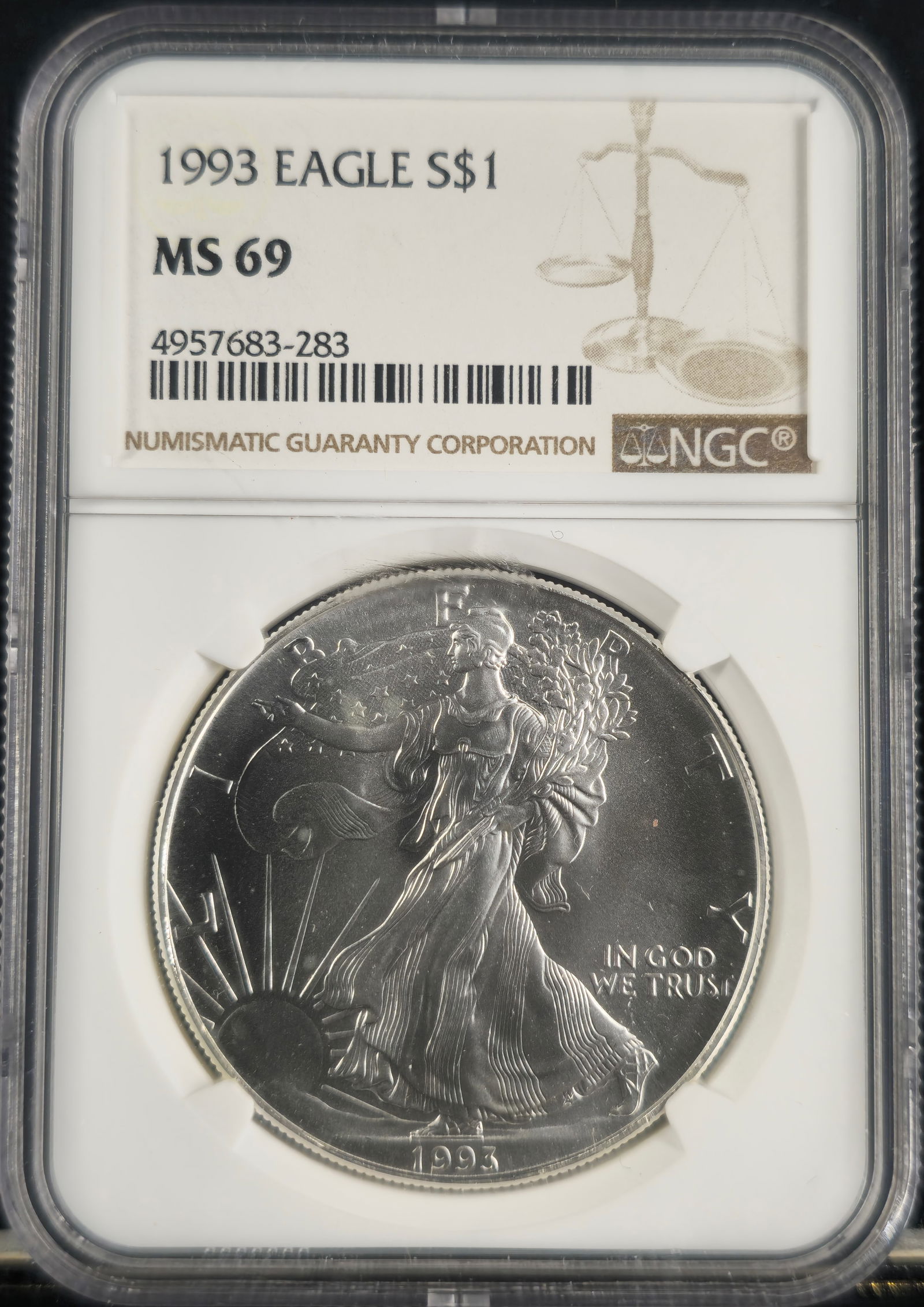 1993 American Silver Eagle MS 69 NGC (1 of 2)