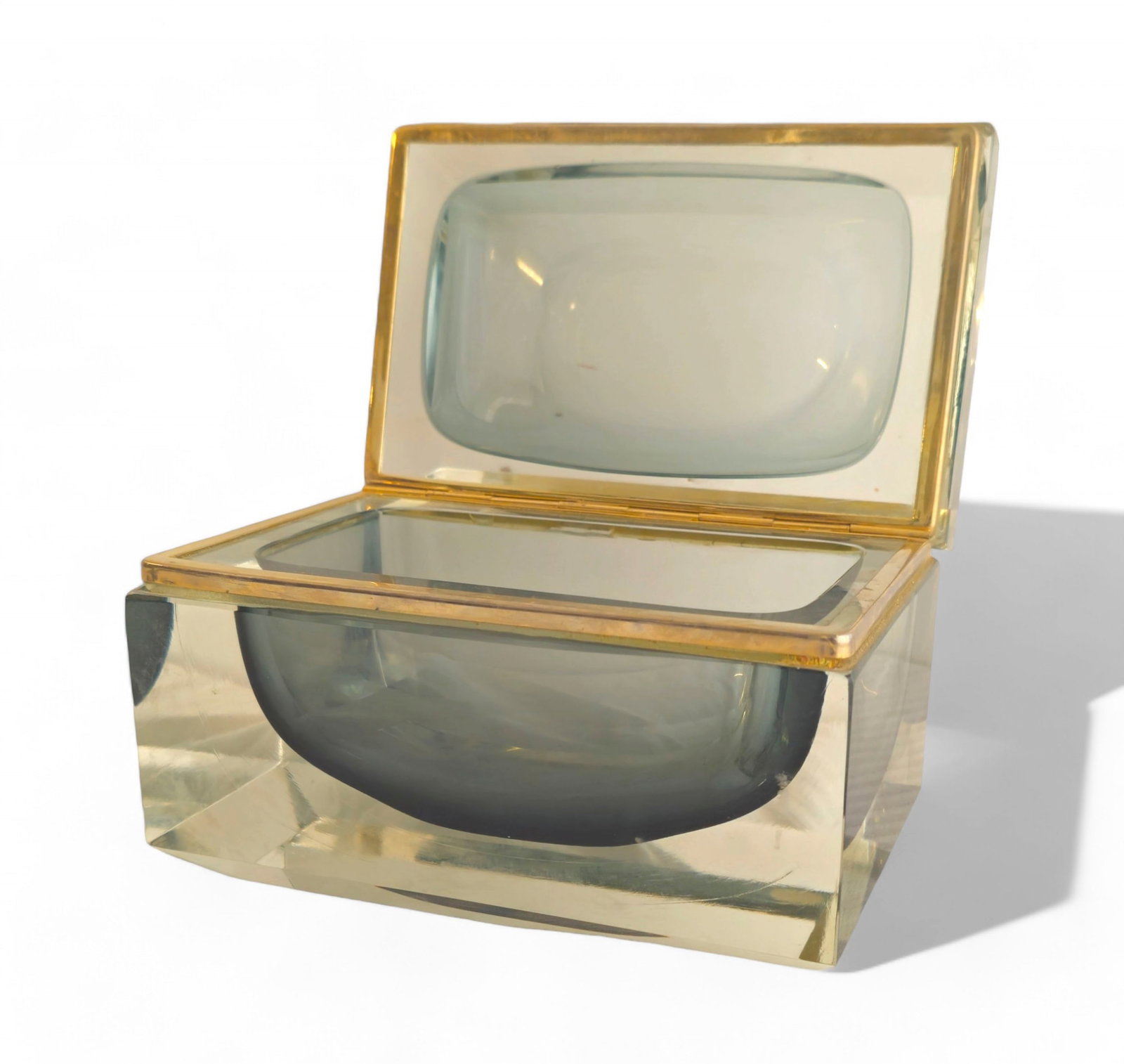 Mandruzzato Murano Sommerso Casket Jewelry Box: Mandruzzato Murano Sommerso Casket Jewelry Box. Italy. Sommerso and faceted glass with brass trim. 7 1/4w x 4 1/2d x 4 3/8h.
