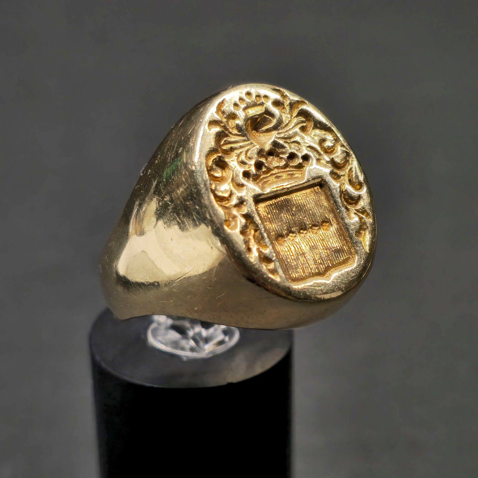 14k Gold Family Crest  Men's  Ring (1 of 5)