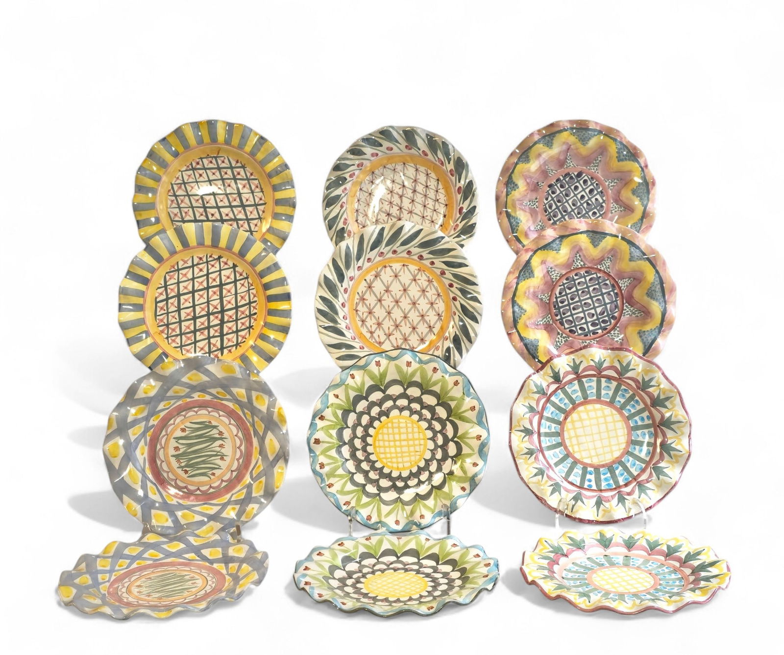 MacKenzie- Child's Assembled Pattern Dinner Plates (1 of 7)