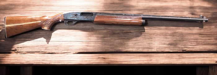 Remington 16 Gauge Model 1100 Semi-Automatic Shotgun