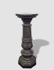 19th Century Continental Corinthian Green Mable Pedestal