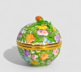 Herend Hungarian Bonbonniere Reticulated Potpourri Box