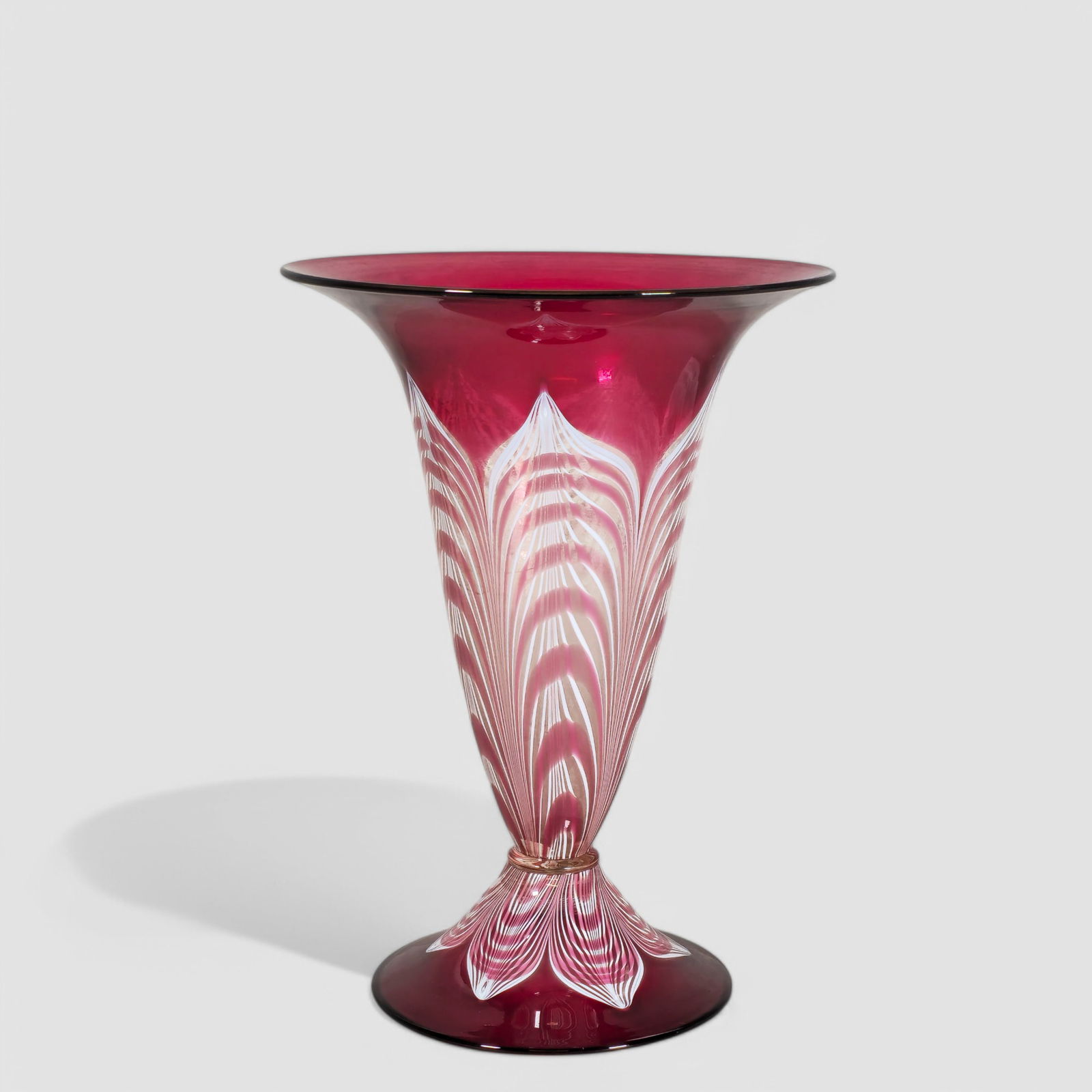 Durand Pulled Feather Art Glass Trumpet Vase (1 of 7)