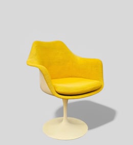 Eero Saarinen Tulip Chair