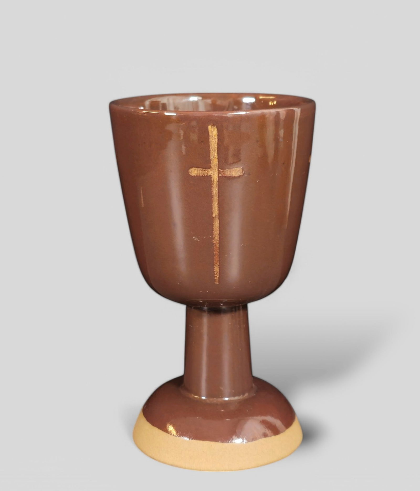 Jane & Gordon Martz Chalice: Jane & Gordan Martz Chalice, Marshall Studios, USA, 1950's. Signed to underside. Glazed earthenware. 4dia x 6 3/4h