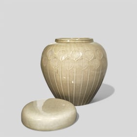 Rare Aldo Londi Bitossi Lidded Vessell