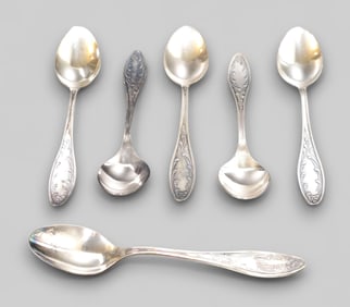 Melchoir Dessert Spoons, Original Green Case