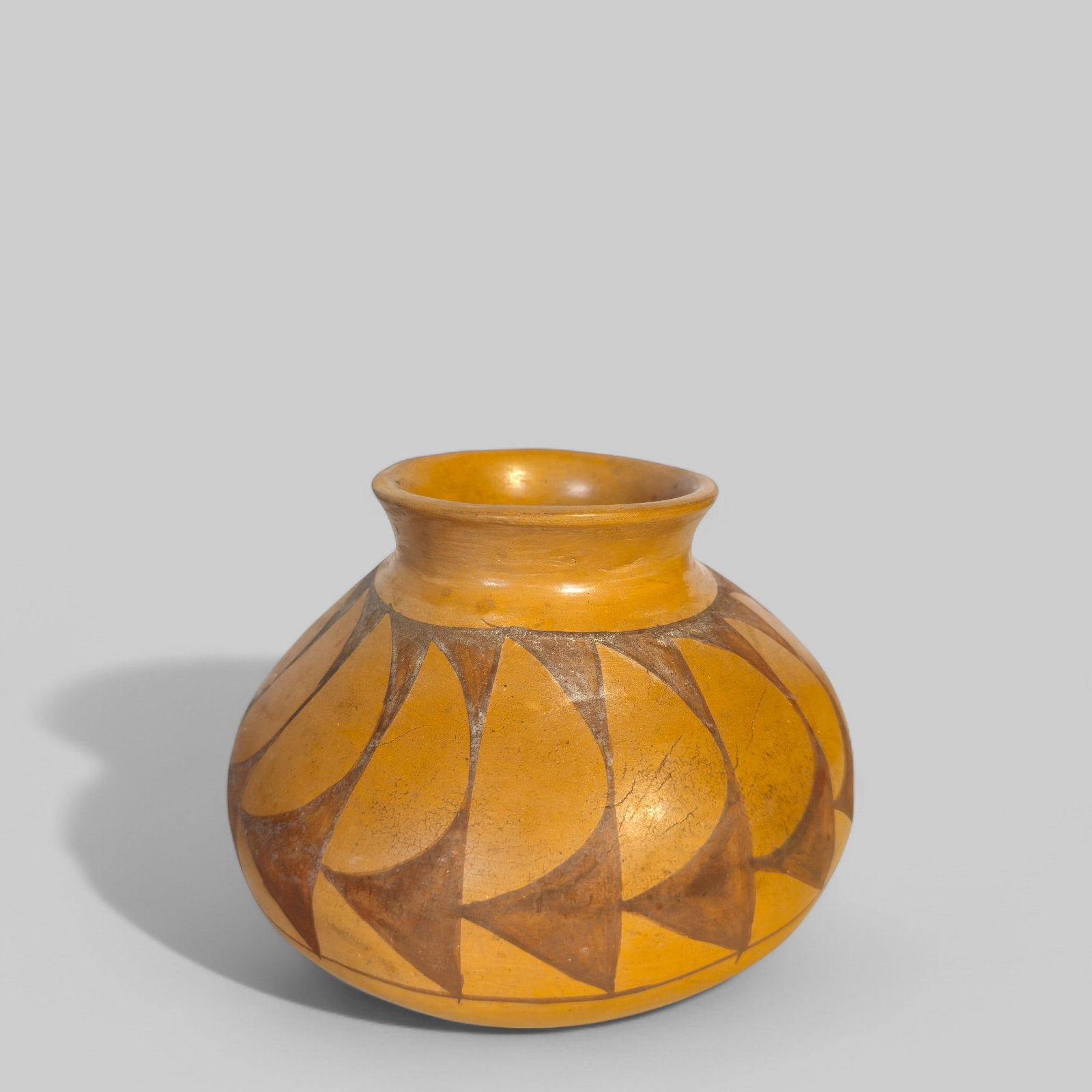 Tarahumara (Raramuri) Native American Pottery Olla (1 of 9)