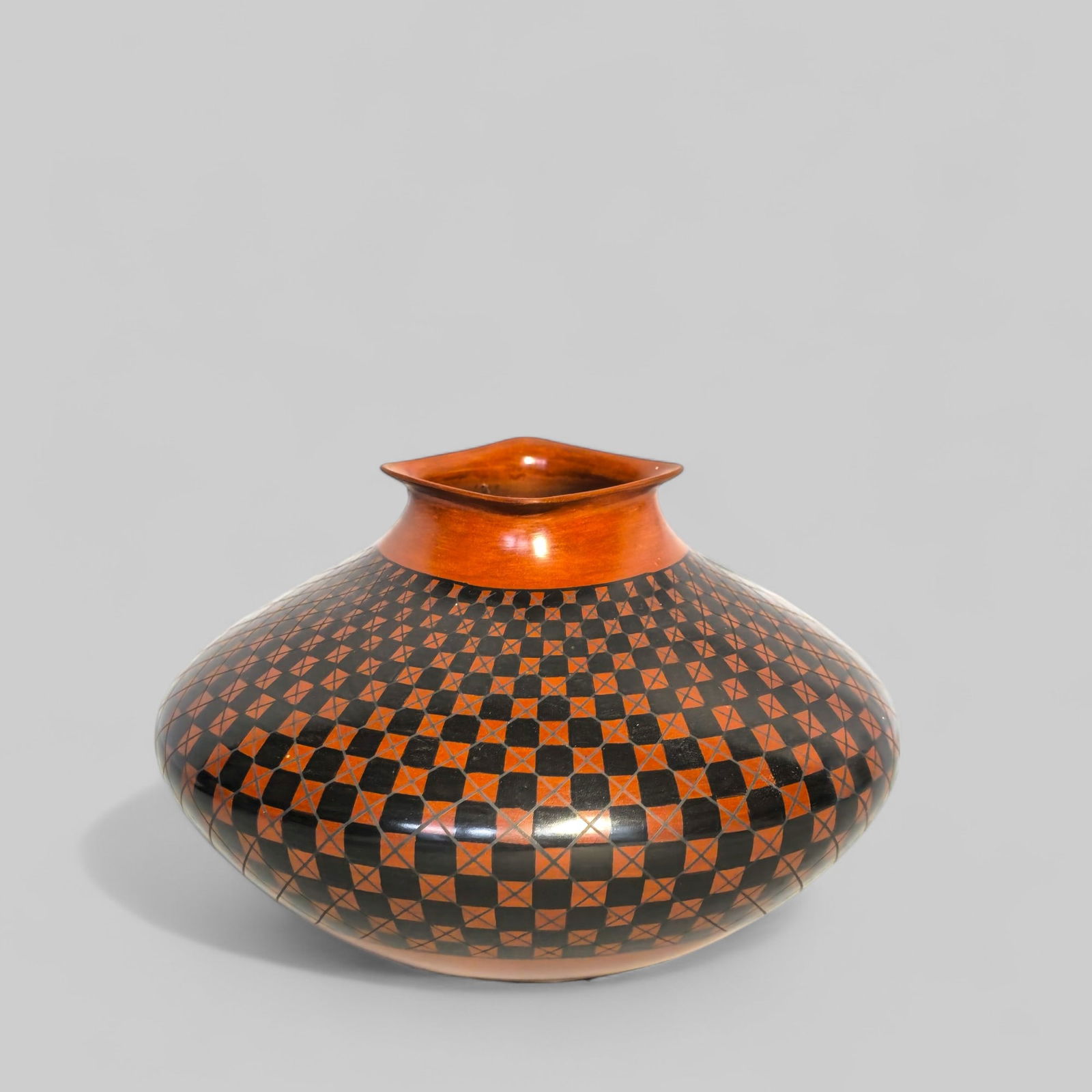 Mata Ortiz Pottery Vase by Olga Quezada (1 of 10)