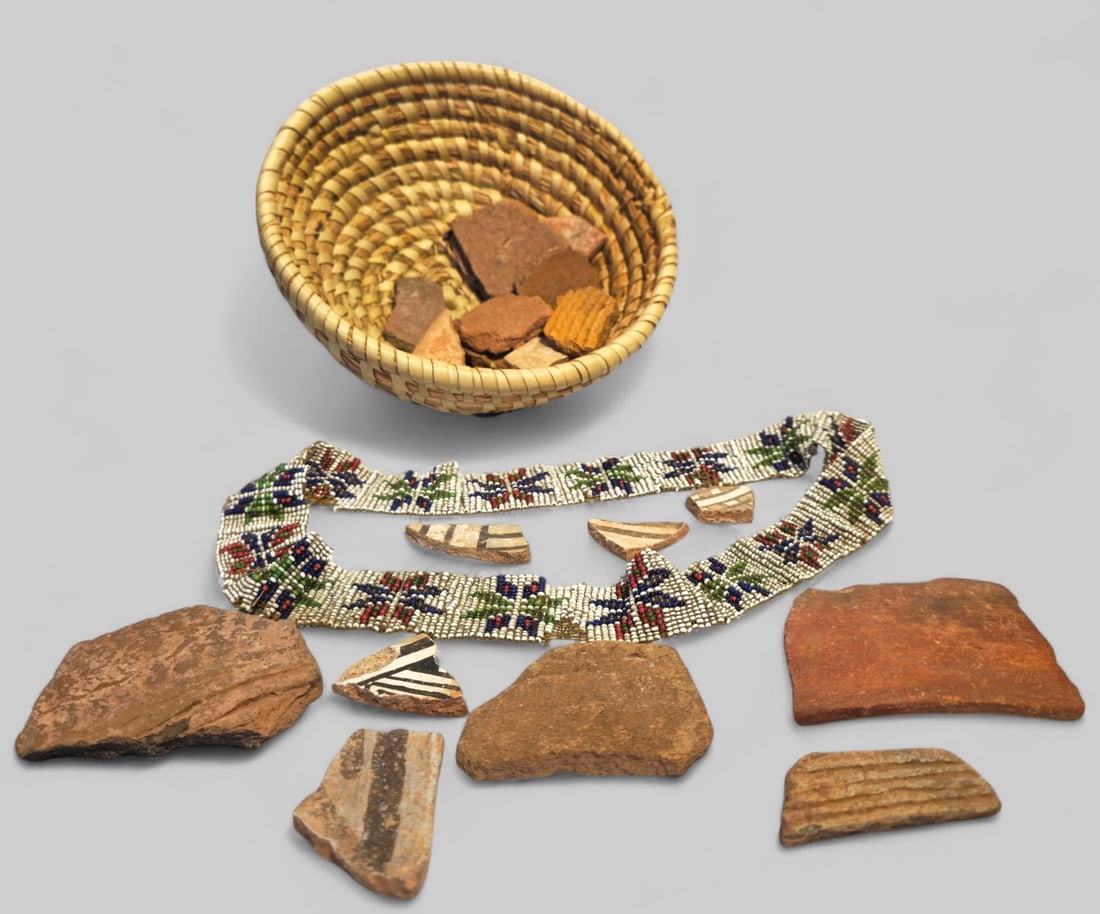 Pre Columbian Southwest Native American Pottery Shards Plus (1 of 9)