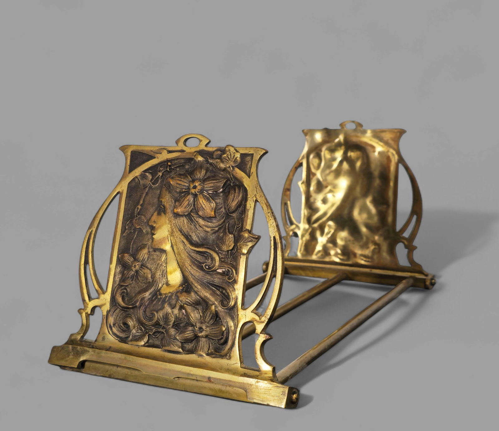 Art Nouveau Expandable Cast Brass Owl Bookstand (1 of 7)