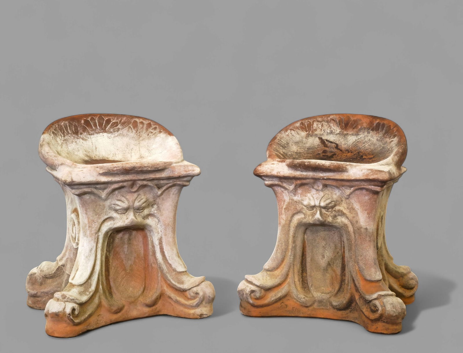 Italian Tuscany Italian Tuscany Man in the Mountain Garden Seats (1 of 9)