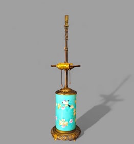 Chinese Porcelain & Gilt Metal Table Lamp